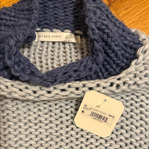 ✨NWT✨ Altar'd State Andy Colorblock Braid Sweater - Blue Multi - Picture 4 of 4